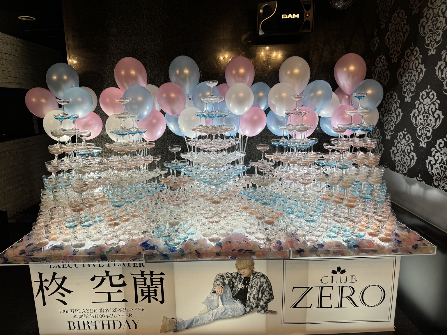 シャンパンタワー